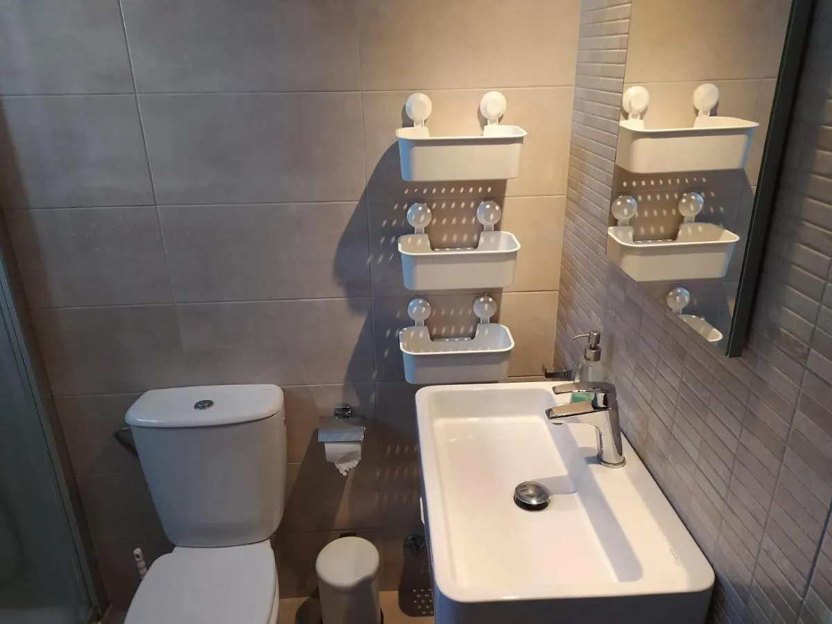 別荘 Cheerful 3 Bedroom Town House With GarageTegueste スペイン