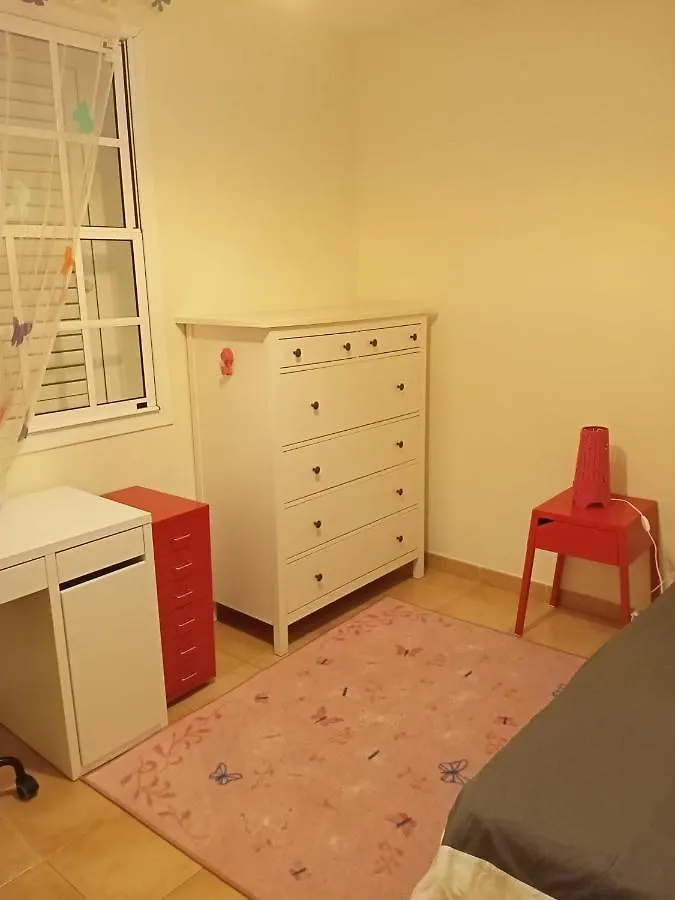 Cheerful 3 Bedroom Town House With GarageTegueste 別荘